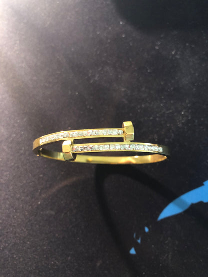 SPIJKER ARMBAND DIAMANTEN - GOUD